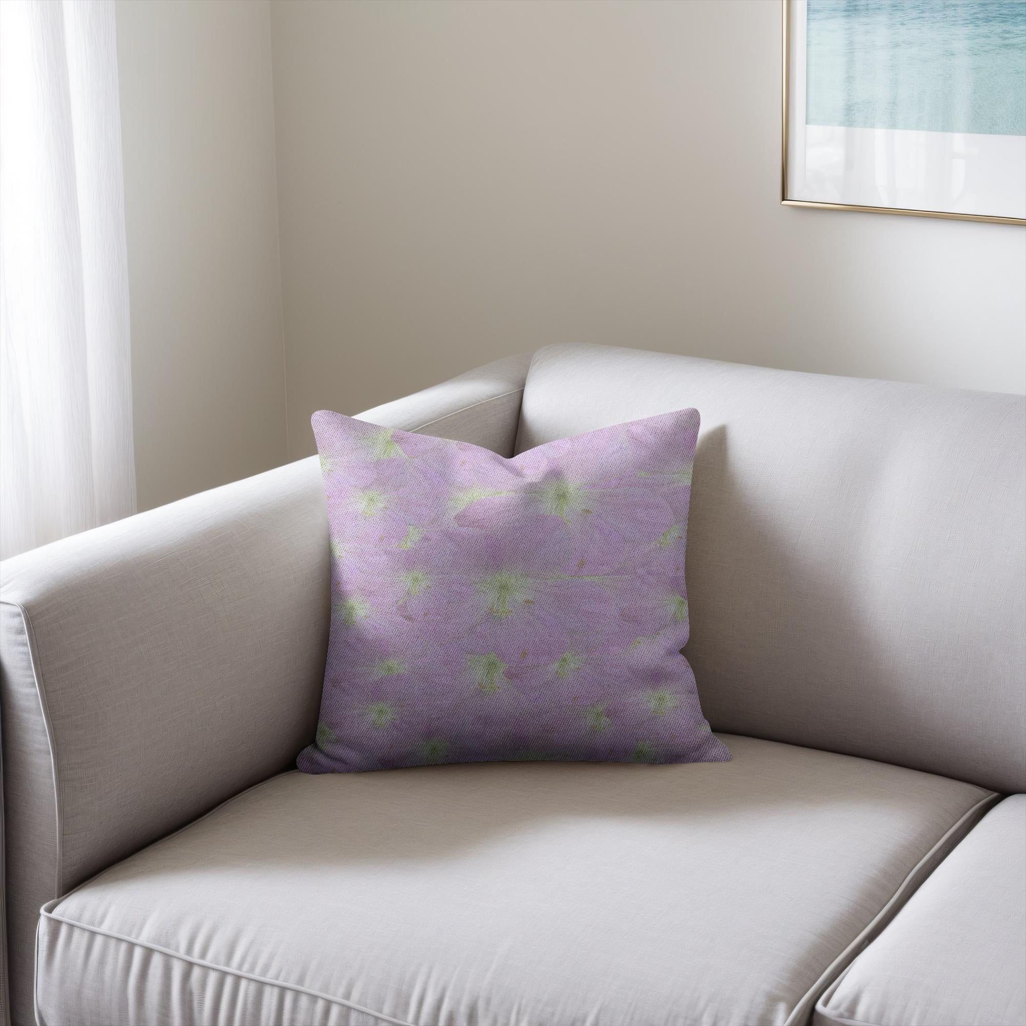 Woven Pillow (Cotton/Poly, 18x17) Wild Geranium 1